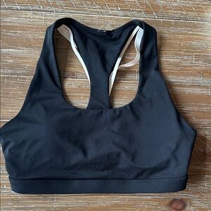 Fabletics Boost Medium Impact Sports Bra Sports Bra - Size Small/ Medium.